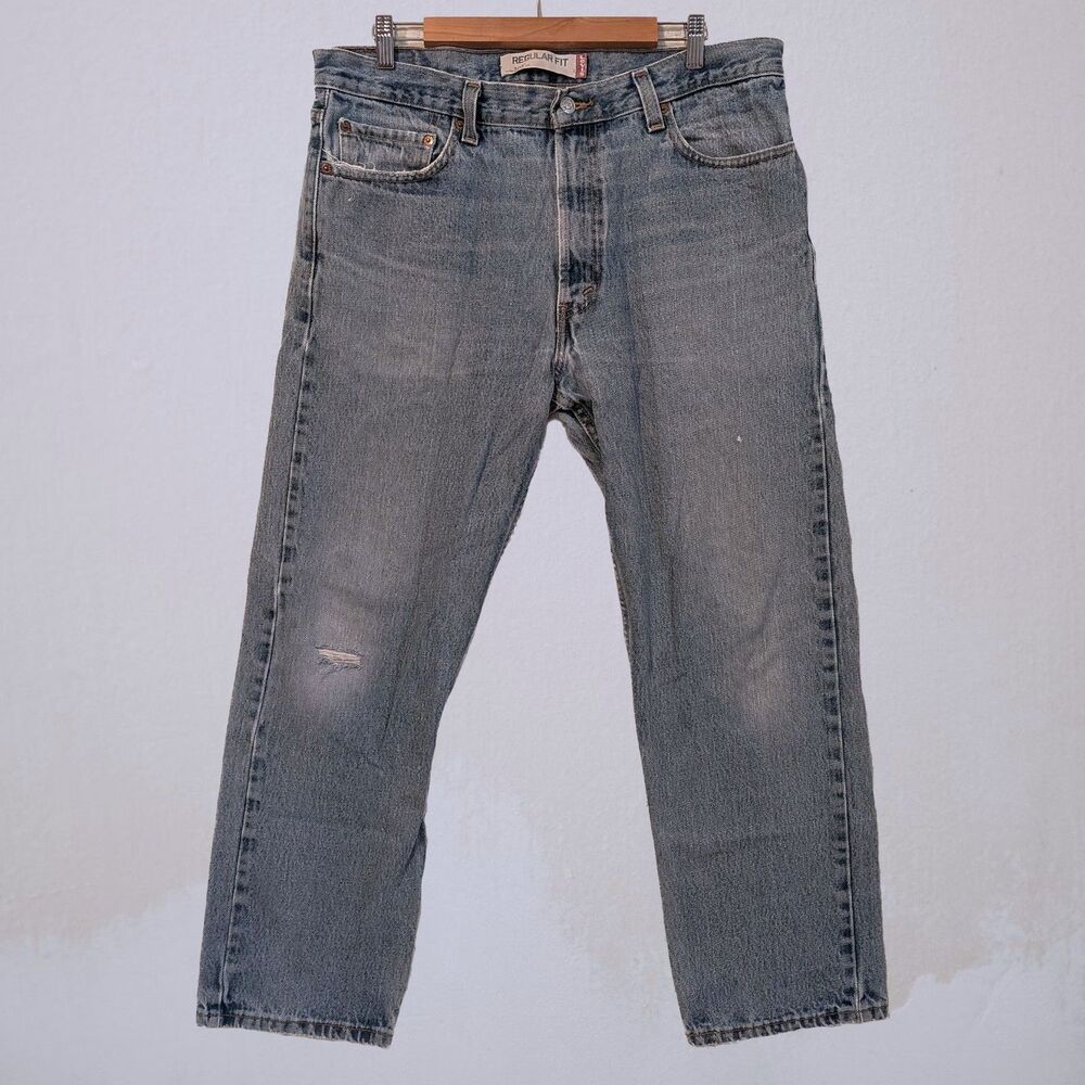 Levis 2000s 505 Regular Fit Light Wash Distressed High Rise Size 14